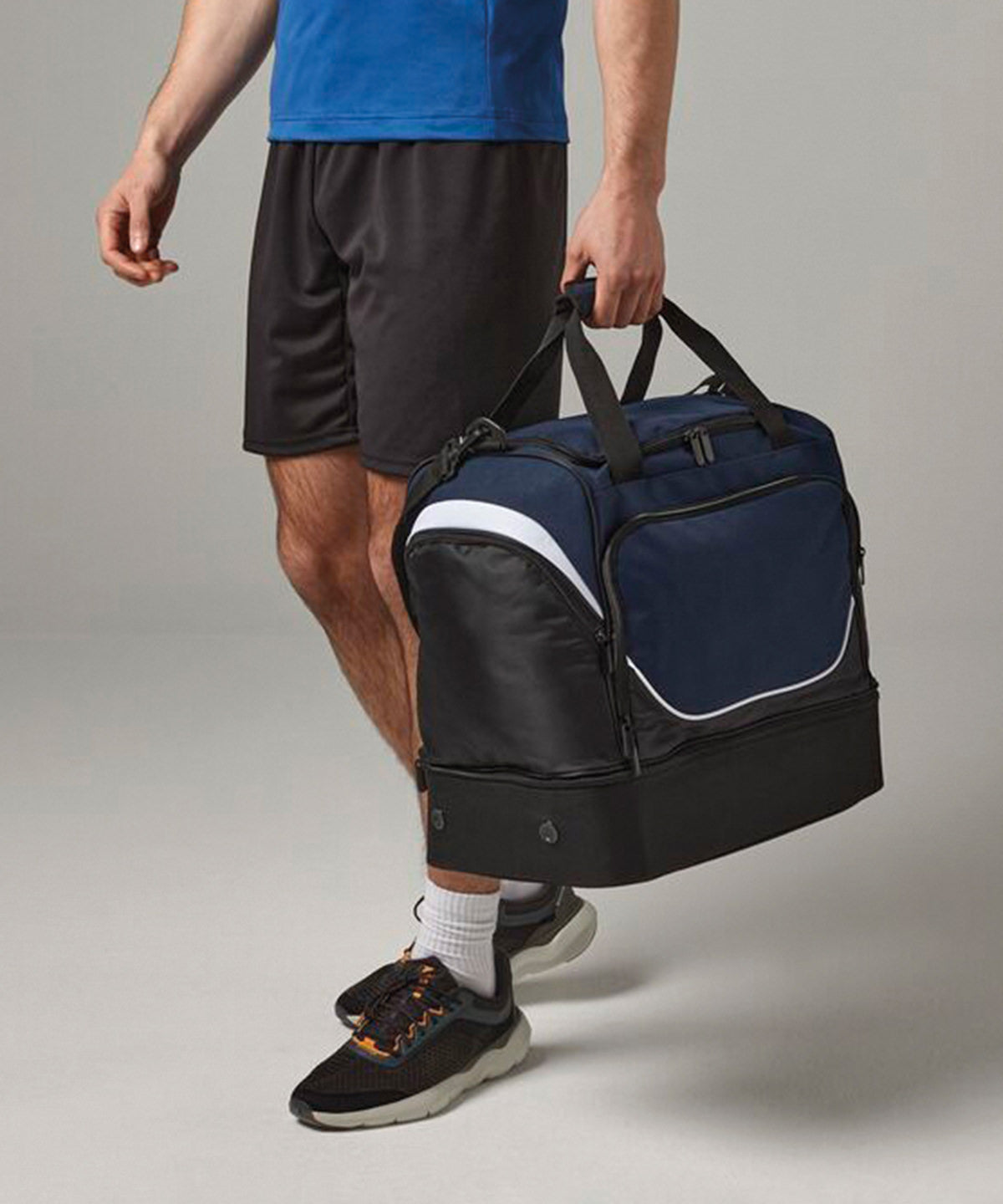 Pro team hardbase holdall