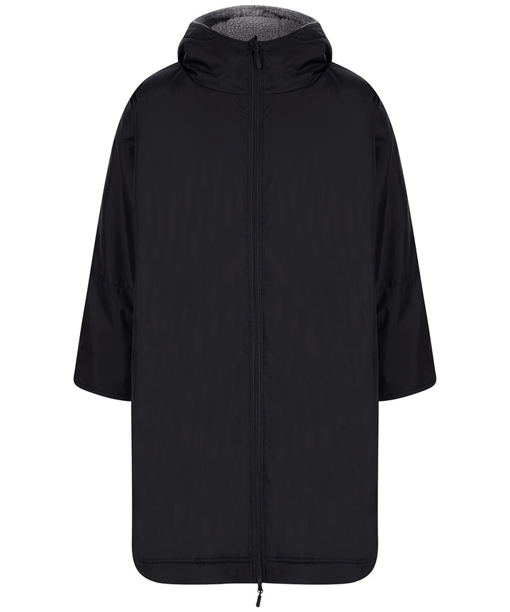 All-weather robe