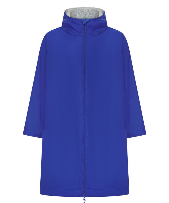 All-weather robe